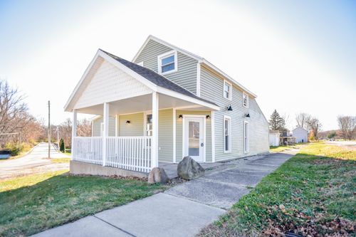 322 W Main St, Port Jefferson, OH, 45360-1002 | Card Image