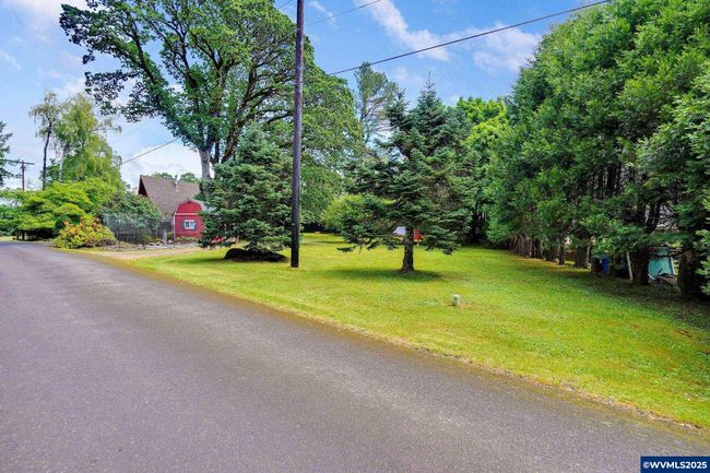 6700 Acorn Way Se, House other with 3 bedrooms, 2 bathrooms and null parking in Turner OR | Image 46