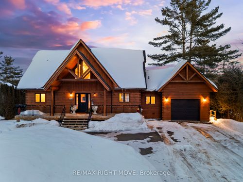 1935 Mcleod Dr, Severn Bridge, ON, P0E1N0 | Card Image