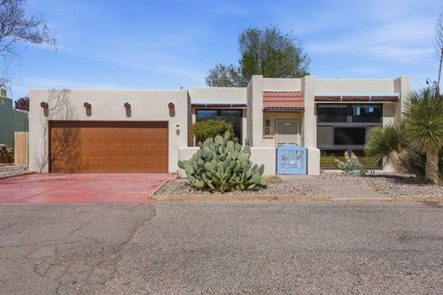 3-8301 4th St Nw, Los Ranchos, NM, 87114-1060 | Card Image