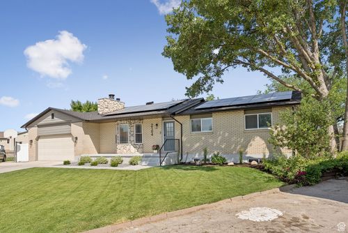 2104 W Champagne Cir, Taylorsville, UT, 84129-1310 | Card Image