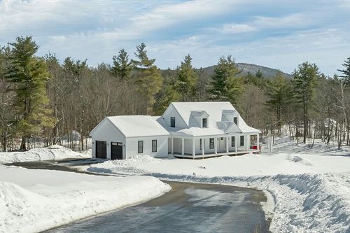 152 Young Rd, Gilford, NH, 03249-7000 | Card Image