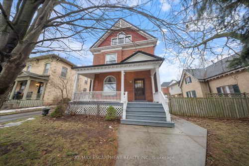 41 Wellington Street S, Woodstock, ON, N4S3H4 | Card Image