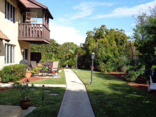 104-312 Southwind Dr, North Palm Beach, FL, 33408-5319 | Card Image