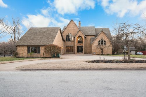 1320 Northwood St, Bolivar, MO, 65613-2227 | Card Image