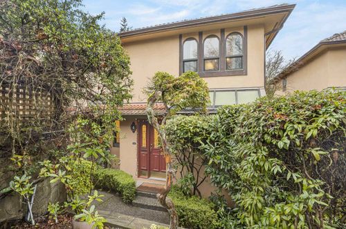 4-3301 W 16th Ave, Vancouver, BC, V6R3B7 | Card Image