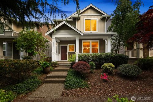 2805 Sw Bataan St, Seattle, WA, 98126-4203 | Card Image
