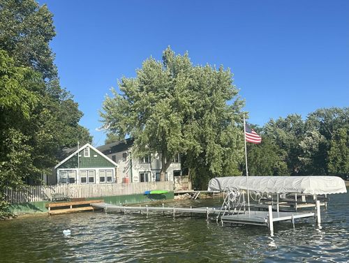 123 S Ferry Drive, LAKE MILLS, WI, 53551 | Card Image