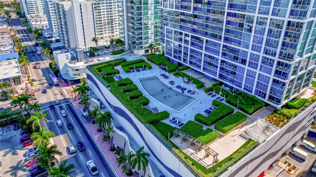 APT-405 - 6799 Collins Ave, Condo with 3 bedrooms, 3 bathrooms and null parking in Miami Beach FL | Image 31