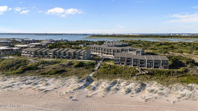 310-TAR-LANDING-VILLAS - 2106 E Fort Macon Rd, Condo with 3 bedrooms, 3 bathrooms and null parking in Atlantic Beach NC | Image 40
