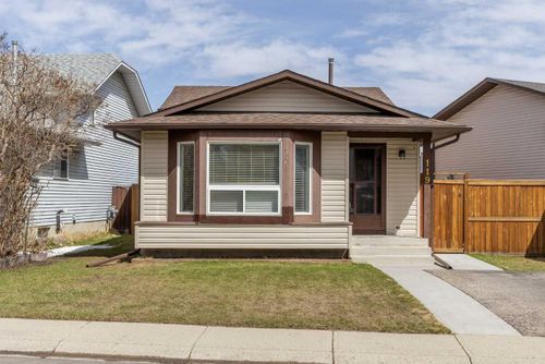 119 Bedfield Close Ne, Calgary, AB, T3K3L1 | Card Image