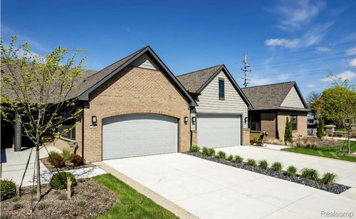 907 Heritage Drive, Bloomfield Hills, MI, 48304 | Card Image