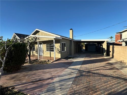 119 W Francis St, Corona, CA, 92882-4829 | Card Image