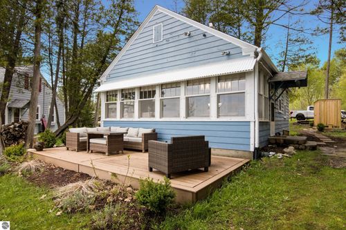 8834 Cedar St, Rapid City, MI, 49676 | Card Image