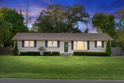 3 Charlemagne Blvd, Clarksville, TN, 37042-4042 | Card Image