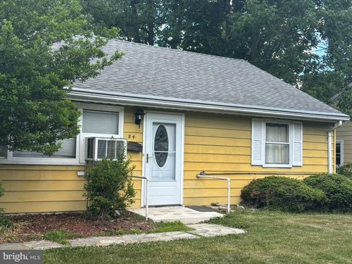 84 Theresa St, Ewing, NJ, 08618-1532 | Card Image