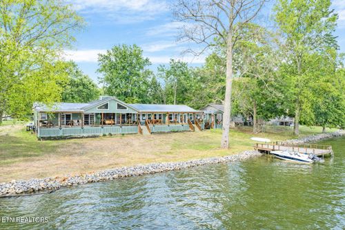 4225 W Lakeview Cir, Louisville, TN, 37777-5226 | Card Image