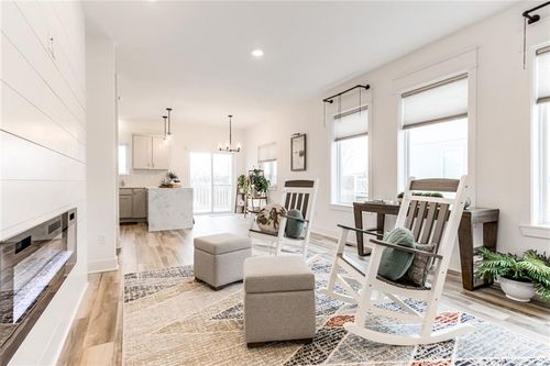 22915 W 72nd Ter, Shawnee, KS, 66227-2602 | Card Image