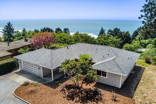 609 Ferncrest Rd, Trinidad, CA, 95570-9756 | Card Image