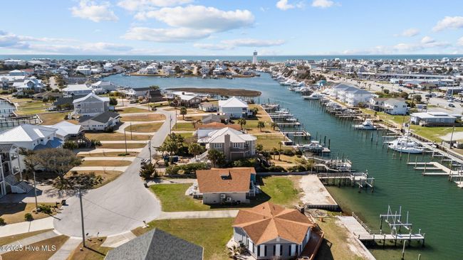 247 Bay View Blvd, House other with 4 bedrooms, 3 bathrooms and 1 parking in Atlantic Beach NC | Image 41