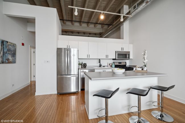 APT-307 - 1601 W School St, Home with 1 bedrooms, 1 bathrooms and null parking in CHICAGO IL | Image 4