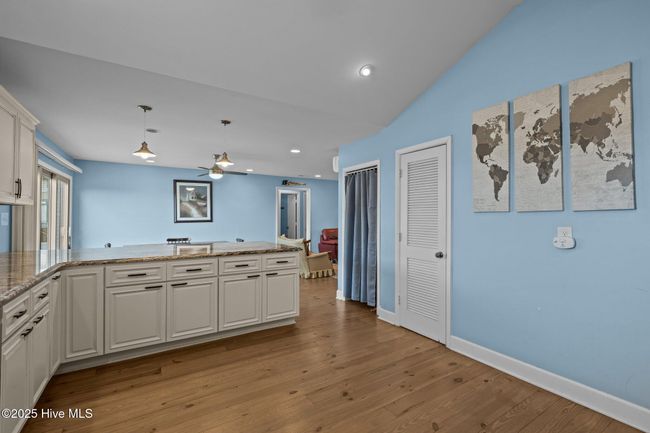 247 Bay View Blvd, House other with 4 bedrooms, 3 bathrooms and 1 parking in Atlantic Beach NC | Image 6