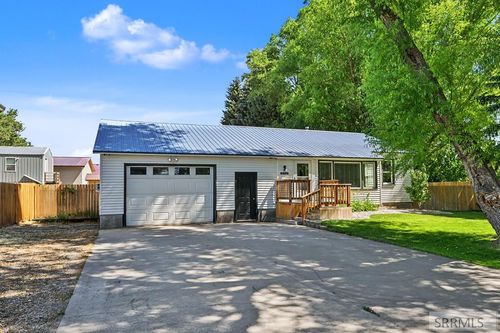 690 Goshen Rd, Basalt, ID, 83218 | Card Image