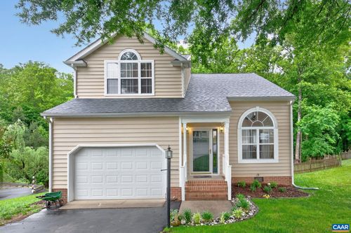1092 Wintergreen Ln, CHARLOTTESVILLE, VA, 22903-7856 | Card Image