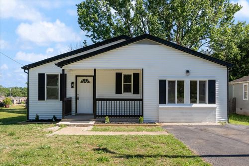 313 Warrior Rd, Madison, TN, 37115-4261 | Card Image