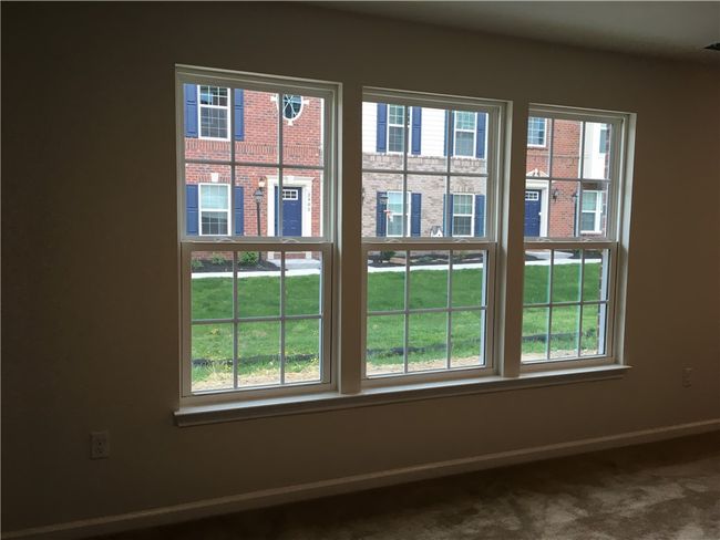 2801 Pointe View Dr, Townhouse with 3 bedrooms, 3 bathrooms and 2 parking in Mars PA | Image 11