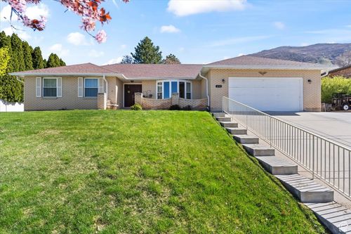 214 N Mountain Rd, Fruit Heights, UT, 84037-2312 | Card Image