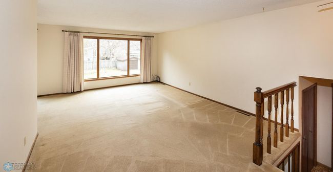 Living Room | Image 7