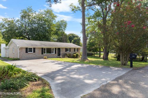6604 Duke Rd, Knoxville, TN, 37918-5010 | Card Image