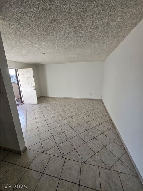 1-1324 N 22nd St, Las Vegas, NV, 89101-1467 | Card Image