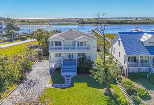 726 Waterway Dr Sw, Sunset Beach, NC, 28468-4208 | Card Image