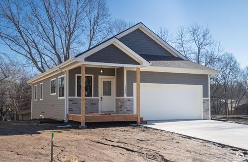 1232 Walnut St, Eudora, KS, 66025-9318 | Card Image