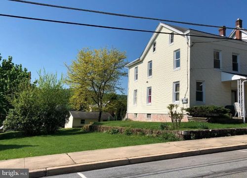 122 W Summit St, MOHNTON, PA, 19540-1609 | Card Image