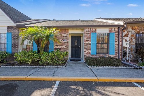 8708 Carroll Palm Pl, TAMPA, FL, 33614-2040 | Card Image