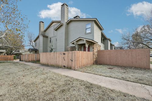 28d-14435 N Pennsylvania Ave, Oklahoma City, OK, 73134-6043 | Card Image