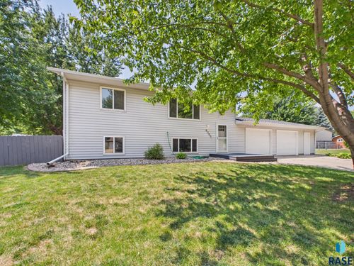 4305 S Plainside Pl, Sioux Falls, SD, 57108 | Card Image