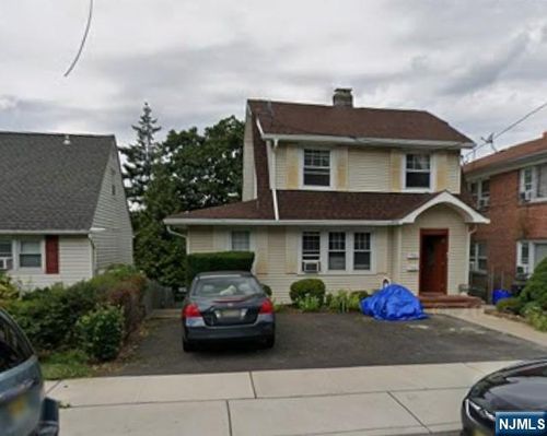 250 Ridgefield Ave, Bogota, NJ, 07603-1431 | Card Image