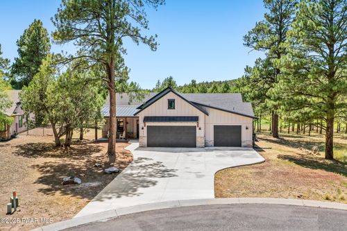 2943 W Castle Pines Dr, Williams, AZ, 86046-9111 | Card Image