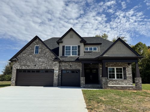 216 Spring House Dr, Manchester, TN, 37355-2666 | Card Image