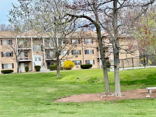 unit-33-377 Huse Road, Manchester, NH, 03103 | Card Image