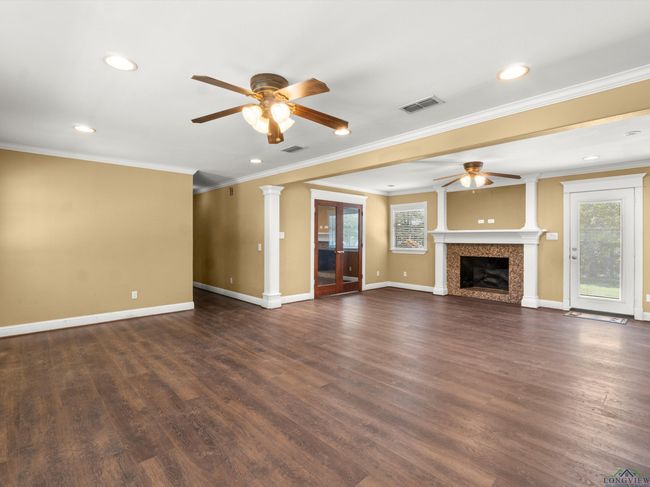 1137 Fm 2985, House other with 4 bedrooms, 2 bathrooms and null parking in Hughes Springs TX | Image 8