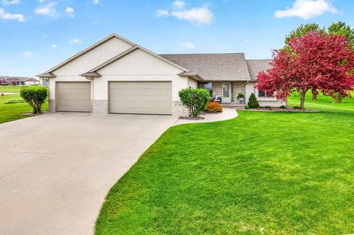 220 East Ridge Street, NEW LONDON, WI, 54961 | Card Image