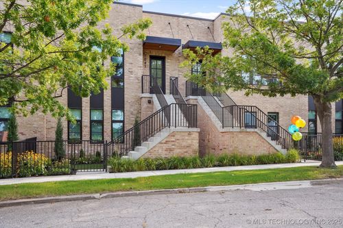 1041 E 8th St, Tulsa, OK, 74120-4403 | Card Image
