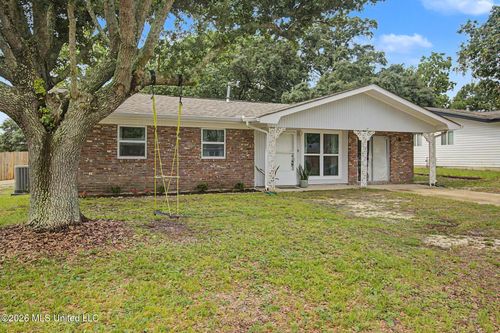 2317 Arbor Dr, Biloxi, MS, 39531-3907 | Card Image