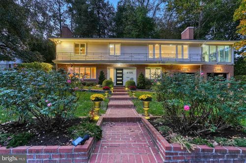 4105 27th St N, ARLINGTON, VA, 22207-5211 | Card Image