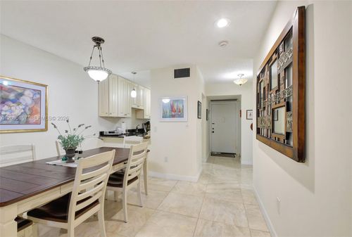 206-3605 S Ocean Blvd, Palm Beach, FL, 33480-5803 | Card Image